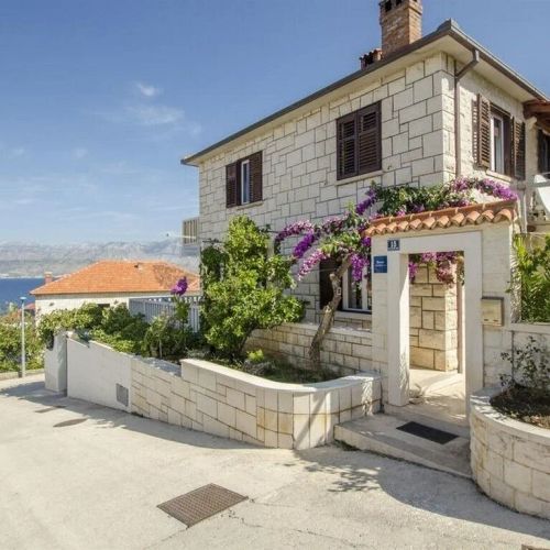 Apartments By The Sea Postira Brač - 22356