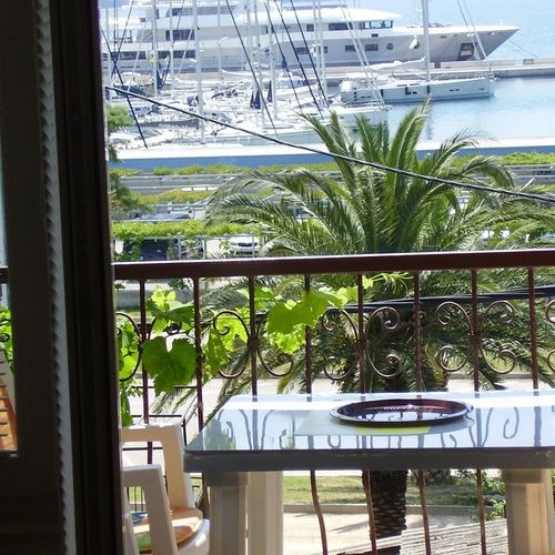 Apartmanok A Tenger Mellett Kastel Gomilica, Kastela - 22370 Kaštel Gomilica