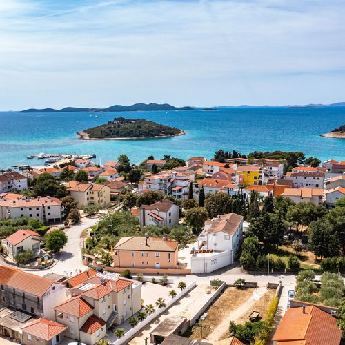 Apartmanok Parkolóhellyel Pakostane, Biograd - 22375 Pakoštane