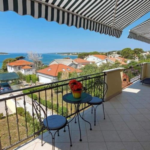 Seaside Holiday House Barbat, Rab - 22420 Barbat