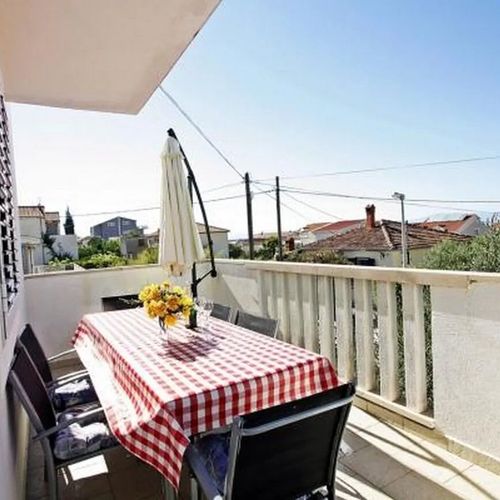Apartmanok Parkolóhellyel Supetar, Brac - 22504 Supetar