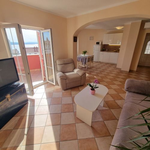 Apartments With Parking Space Crikvenica - 22514