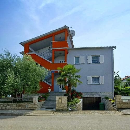 Apartments With Parking Space Umag - 22649