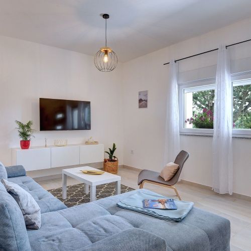 Apartments With Parking Space Valtura Pula - 22791