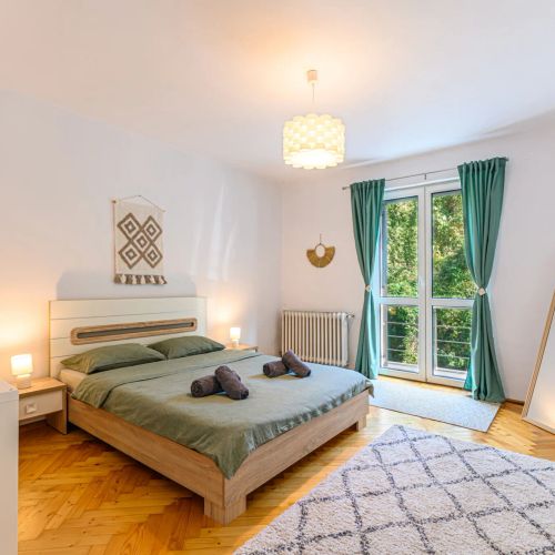 Apartment with Garden View- Alemar Brașov – Brașov, România