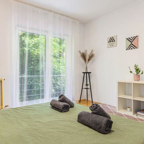 Apartment with Garden View- Alemar Brașov – Brașov, România