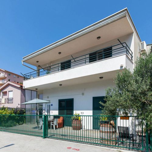 Apartman Ploče - CDR573