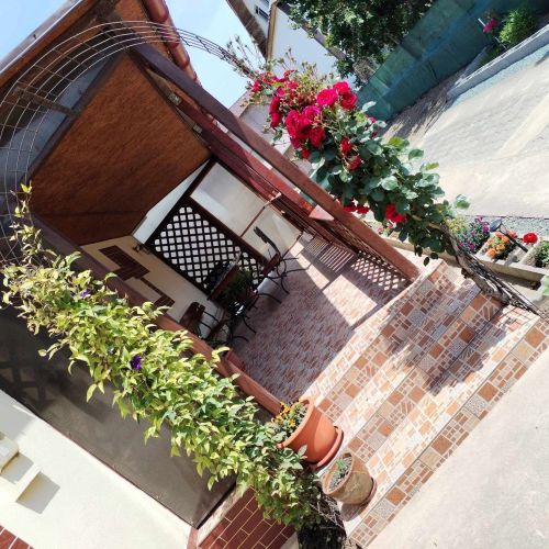 Casa " La mine acasa " 2 Mai