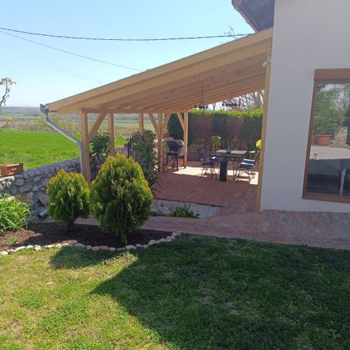 Tenkes-hegyi Vendégház Siklós