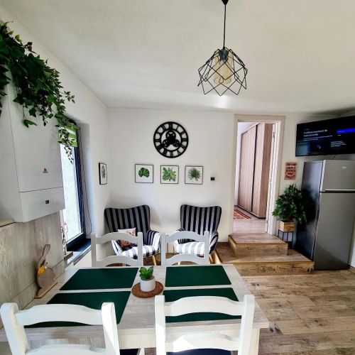 Apartament Eminescu 2 Zărneşti – Zărnești, România