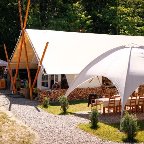 Piniale Glamping Trib Bughea de Jos – Bughea de Jos, Rumunia