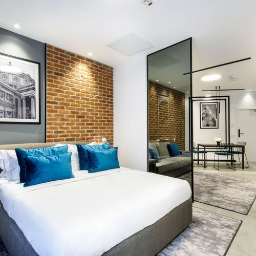 Old Town Snail Design Apartments București
