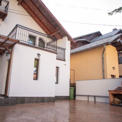 Vila Happy Bușteni – Buşteni, România