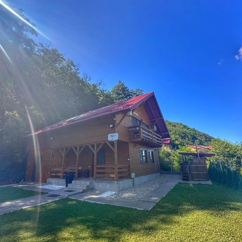 Casa Favorit Orăştioara de Sus