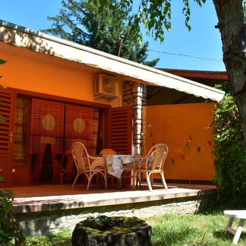 Cozy Cottage Holiday Home Siófok – Siófok, Ungaria