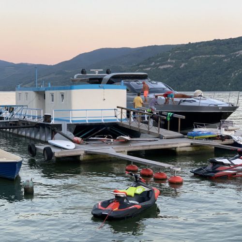Vila Casa9 Eşelniţa – Eşelniţa, România