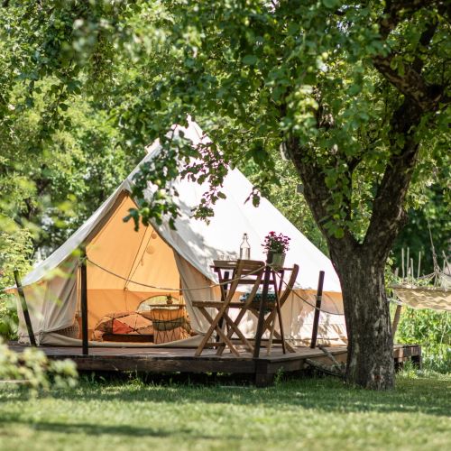 Dragonfly Gardens - Urban Glamping Brașov