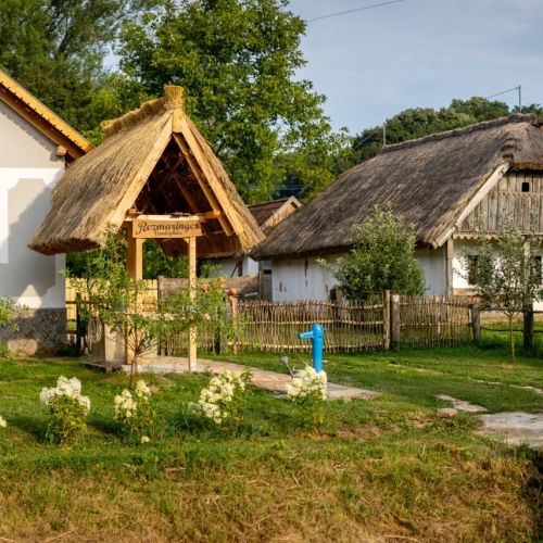 Rozmaringos Vendégház Szenna – Szenna, Ungaria