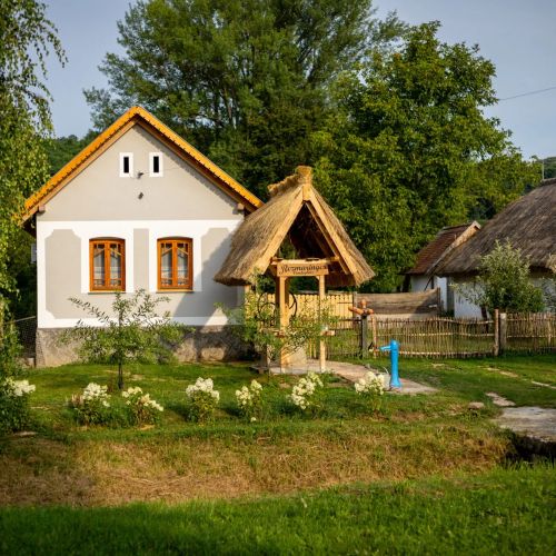 Rozmaringos Vendégház Szenna – Szenna, Ungaria