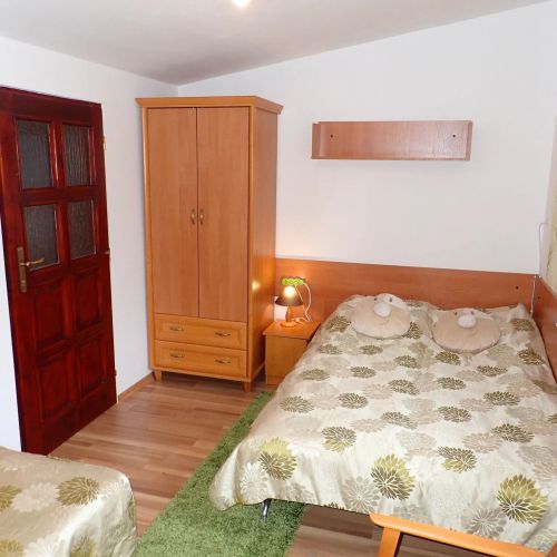 Apartament z sypialnią i pokojem dziennym, aneksem kuchennym w centrum Szczyrku – Szczyrk, Polska