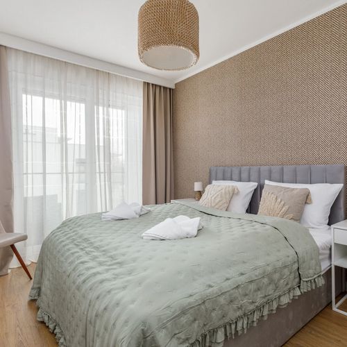 Spadochroniarzy 8A/24