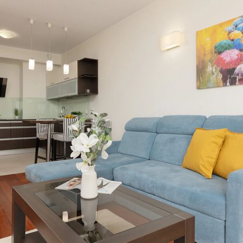 Powstańców Śląskich 89B/241