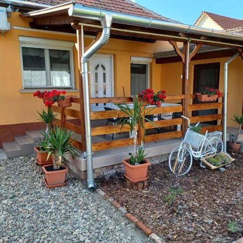 Junior Apartman Gyula  – Giula, Ungaria
