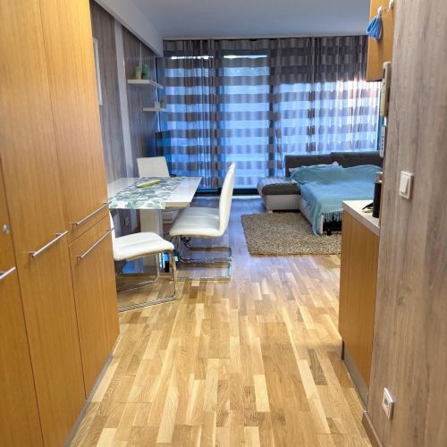 BL Yacht Club Art Apartman A1 Balatonlelle – Balatonlelle, Ungaria