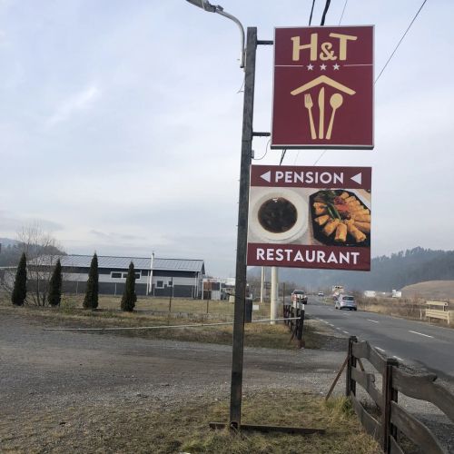 H&T Pension Restaurant Sâncrăieni – Sâncrăieni, România
