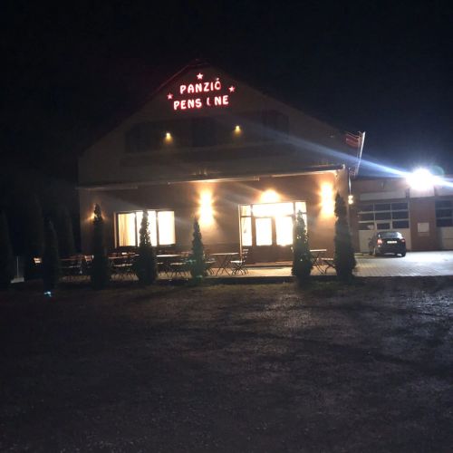 H&T Pension Restaurant Sâncrăieni – Sâncrăieni, România