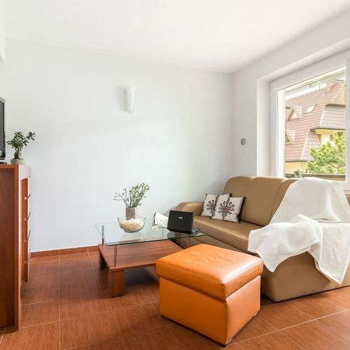 Krzeptowskiego 33/16^