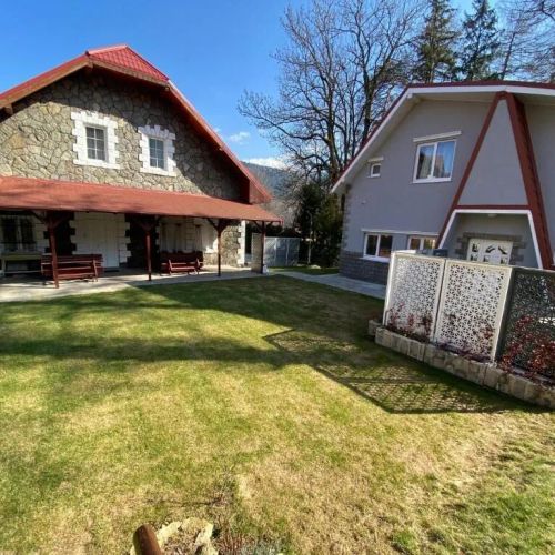 Pensiunea Royal Inn Bușteni Adults Only – Buşteni, România