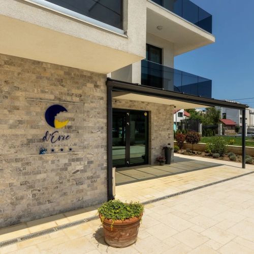 d’Eric Mamaia Nord – Mamaia-Sat, România
