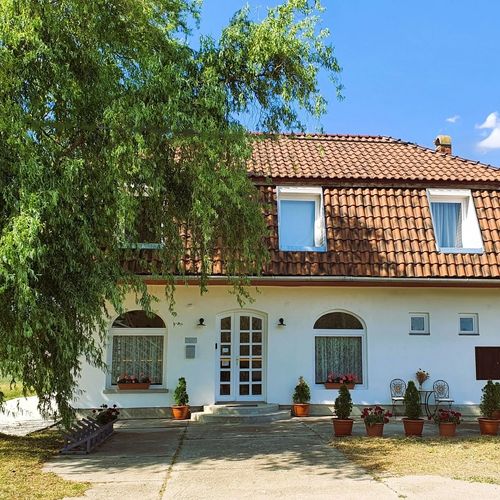 Körös-Sárréti Vendégház és Túrapont Vésztő 