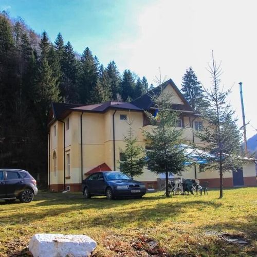 Pensiunea Hartagu Gura Siriului