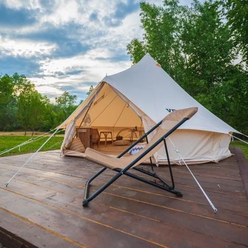 Glamping La Octav Târpeşti