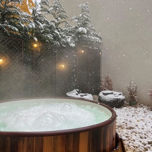 Downtown | Hidden Garden with Jacuzzi București