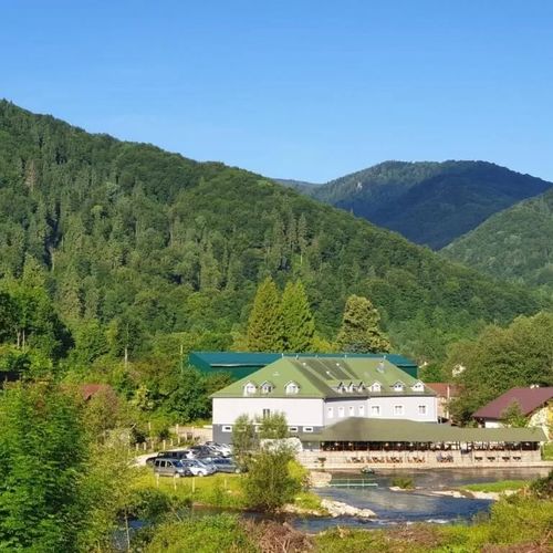 Hotel HO2 Poiana Mărului