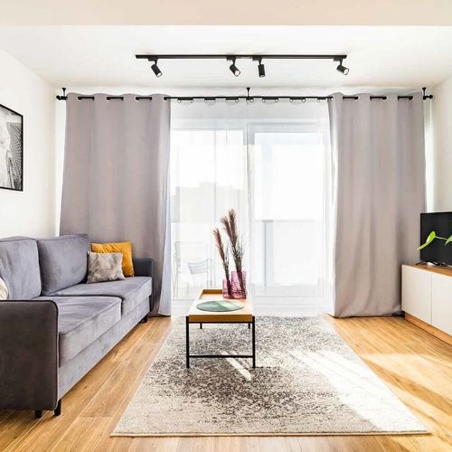 Struga Tower Deep Purple Radom