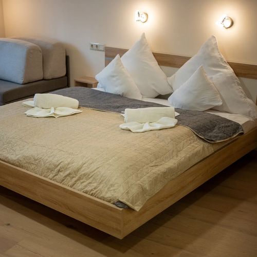 Holiday Apartmanház Gyula