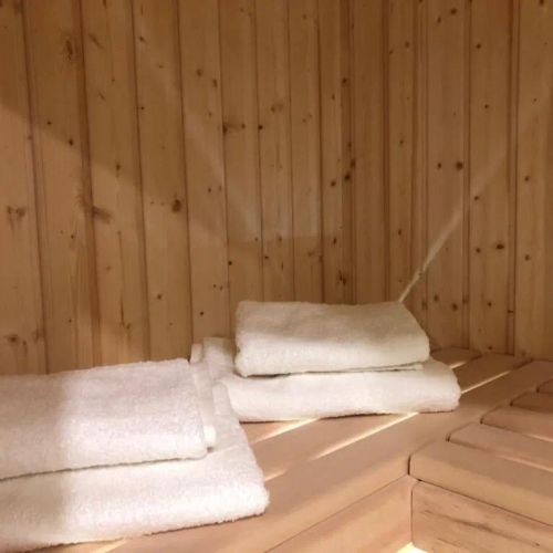 Family & Business Sauna Apartments No17 Leśny nad Zalewem Cedzyna – Cedzyna, Polska