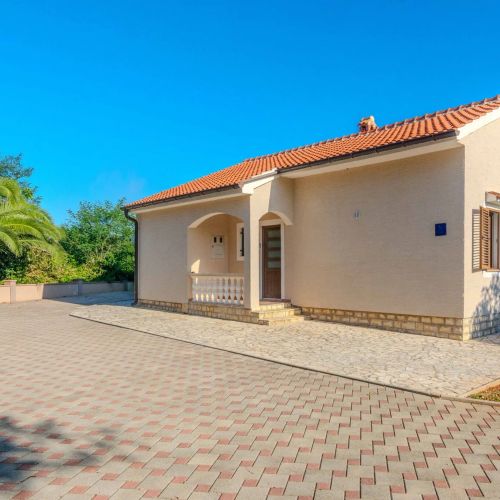 Holiday Home Suric Privlaka – Privlaka, Croația