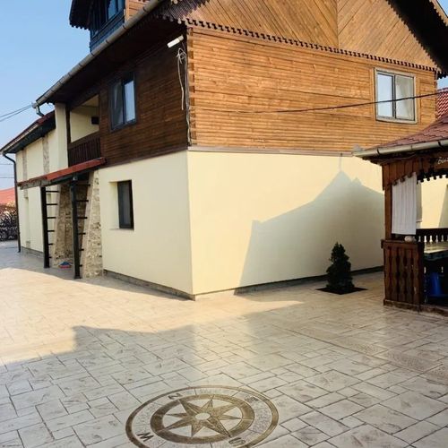 Casa Ariana Ungureni