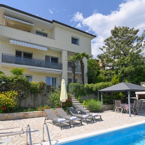 Apartment Grozić A2 Opatija