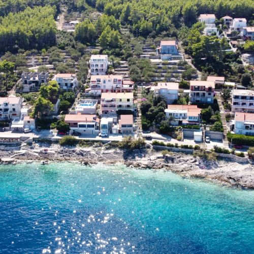 Apartments Dijana Prigradica