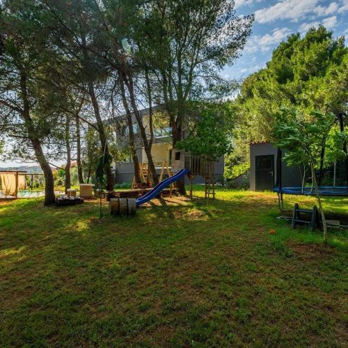 Villa Black and White Pula – Pula, Chorwacja
