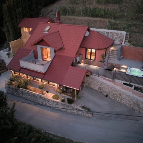 Holiday Home With Hot Tub Krapina, Zagorje - 21000 Krapina – Krapina, Chorvatsko