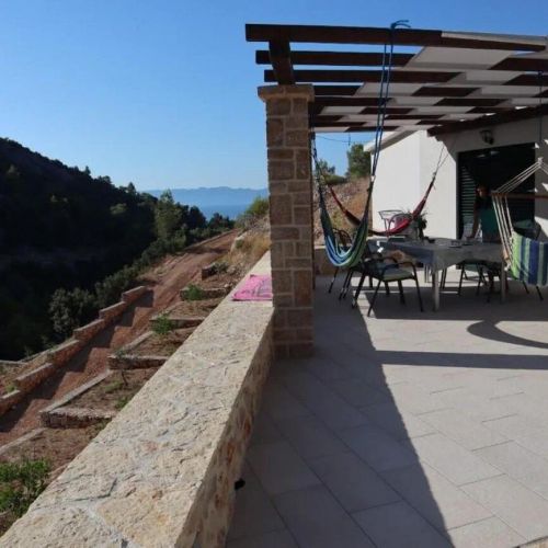 Isolated Apartments With A Parking Space Cove Medvidina, Hvar - 22019 Medvidina