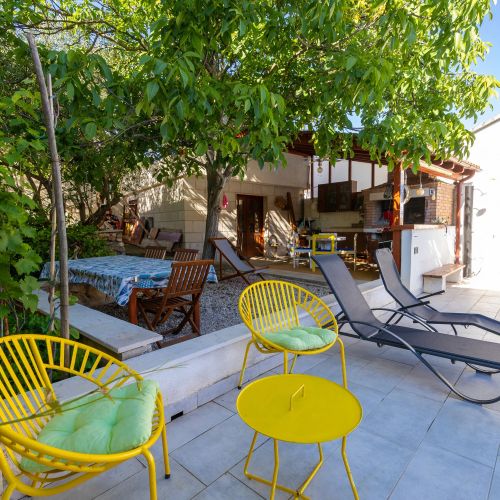 Apartments With Swimming Pool Stari Grad Hvar - 22986