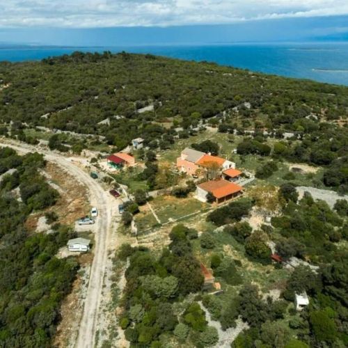 Apartments With Parking Space Bonić Lošinj - 23056